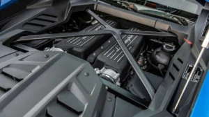 ランボルギーニはV10廃止への批判を予想していた。それでもV8を選んだ理由