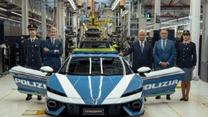 907馬力のランボルギーニが「命」を運ぶ。新型テメラリオがイタリア警察に配備