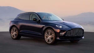 アストンマーティン「DBX GT」登場|727PSのV8を維持しながら快適性を徹底追求した新たな高級SUV